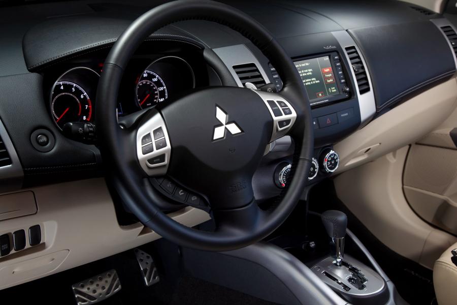  Mitsubishi Outlander GT 2010 года  (фото 68 из 91)
